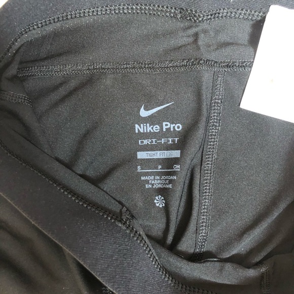 Nike Pro Dri-Fit Men’s compression shorts. Size small - Picture 4 of 6